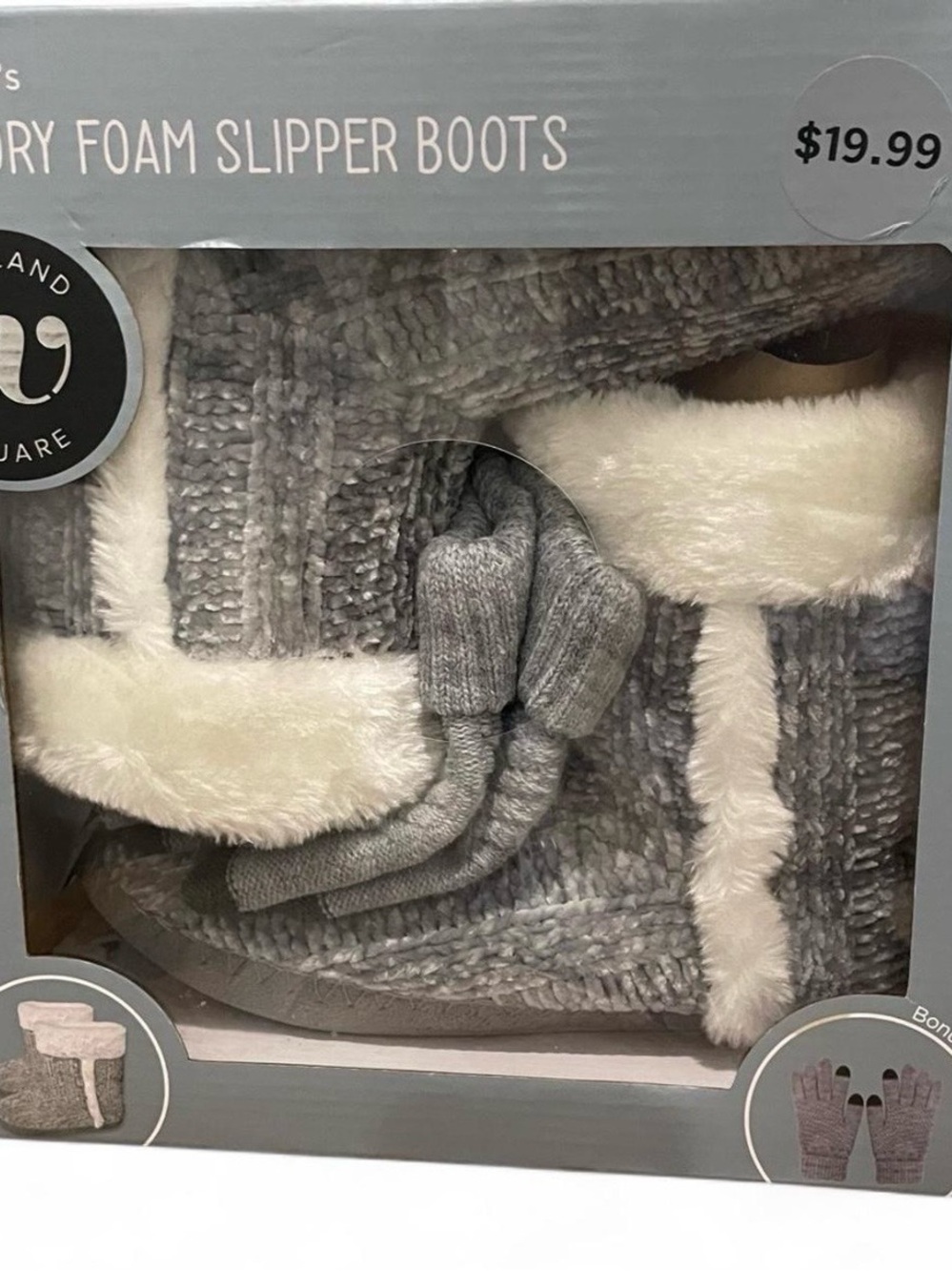 Wayland Square Women’s Gray & White Slipper Boots with Bonus Gloves Size L